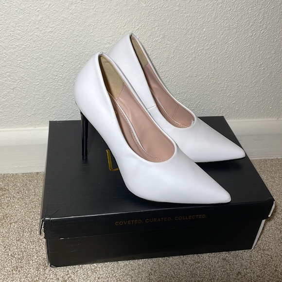 Lulus pointed heels - Picture 2 of 3